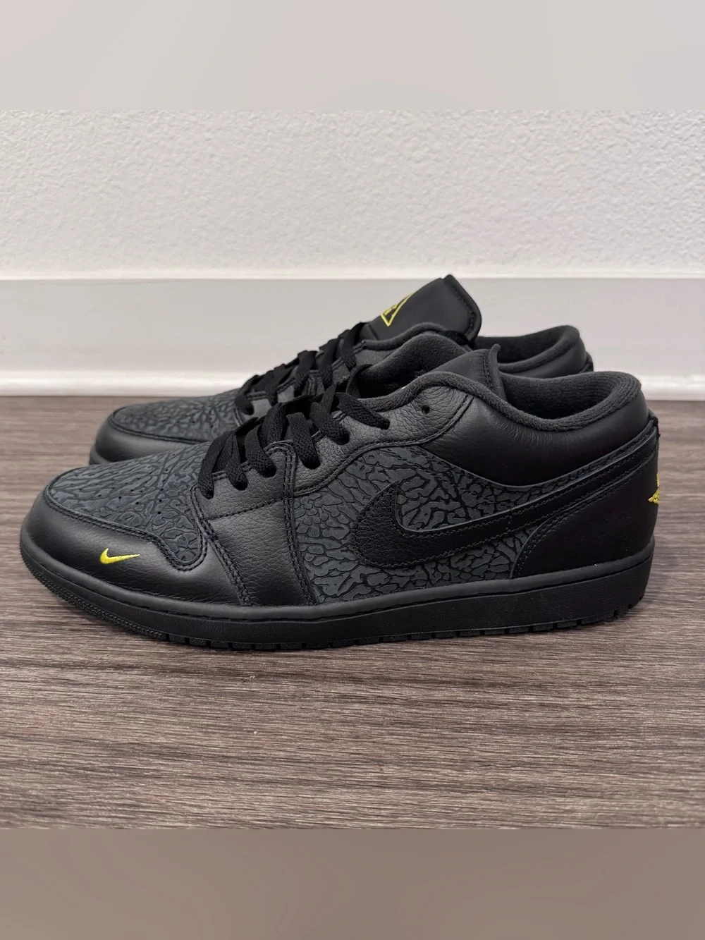 Air Jordan 1 SE Low Black Anthracite Tour Yellow - IM6568-010 Sz 13